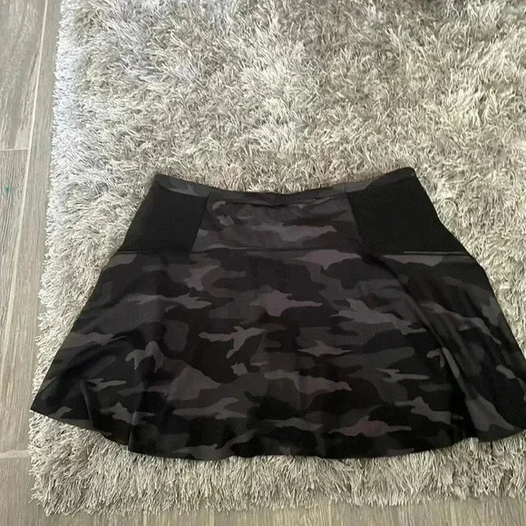 Athleta match point printed skort - Picture 9 of 14